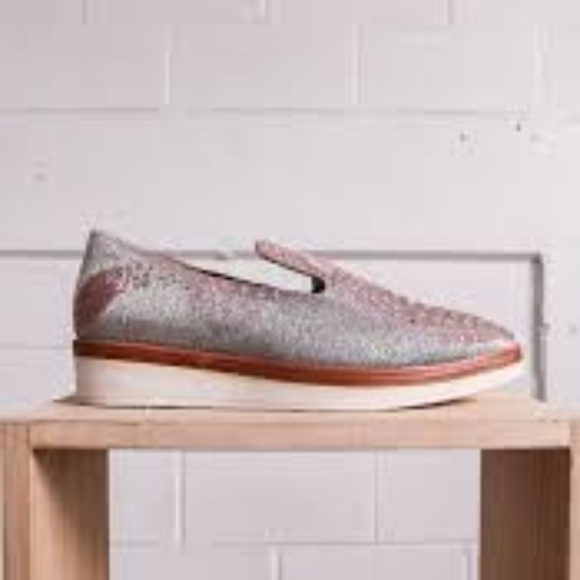 Free People Snake Eyes Loafer Silver 🆕 - Picture 3 of 7